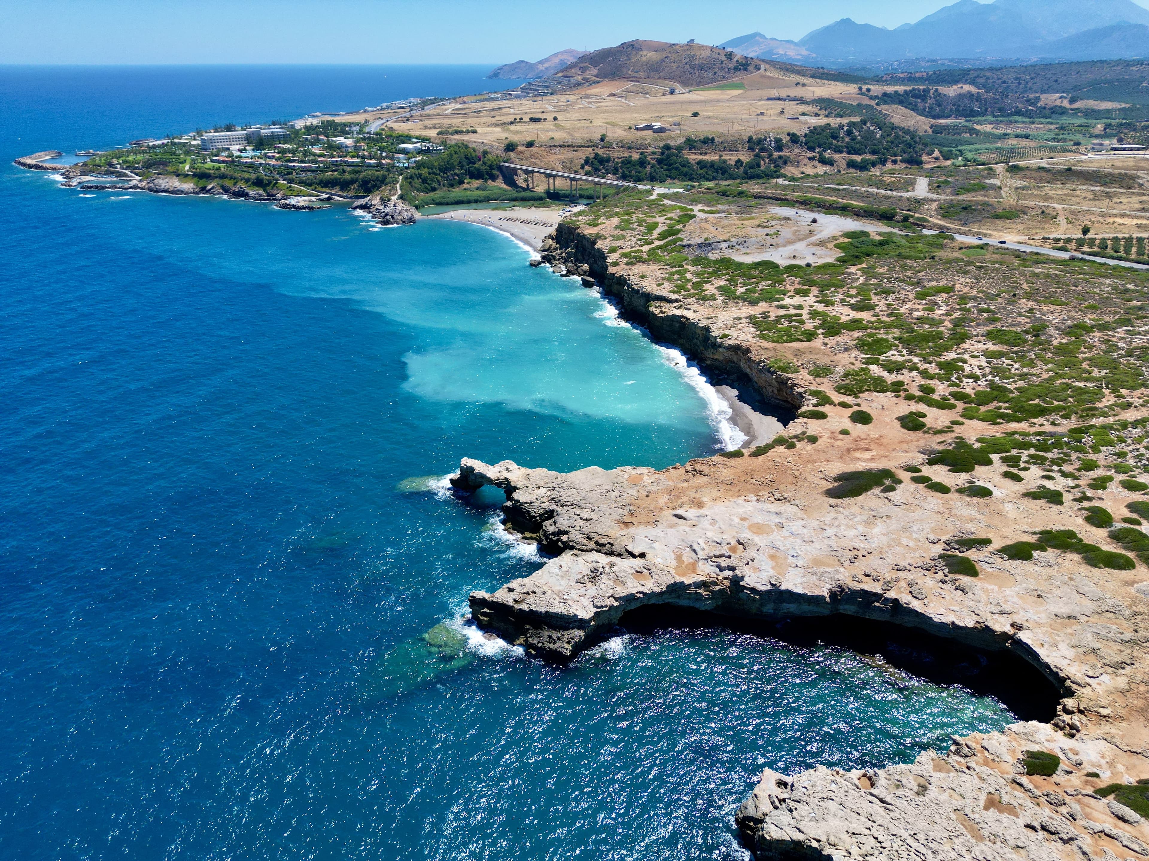 Kreta: Drohnenflug auf dem Meer